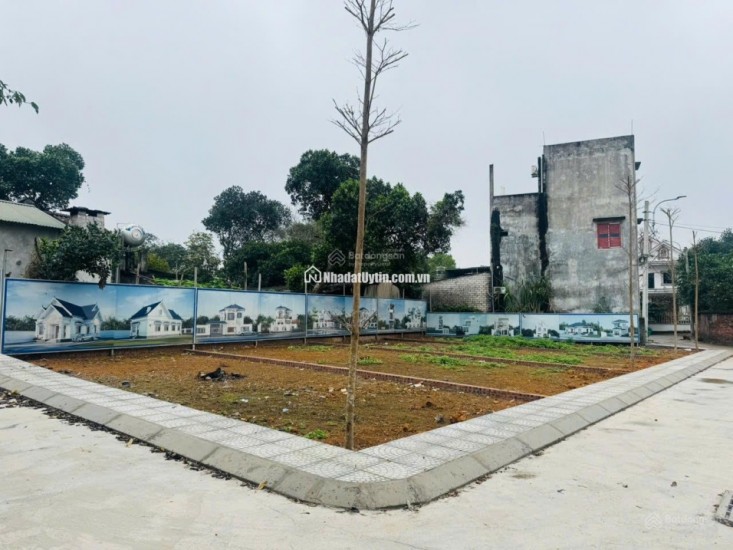 Bán lô góc chợ Phú Cát, tâm điểm hạ tầng đón sóng Metro 5 Hòa Lạc