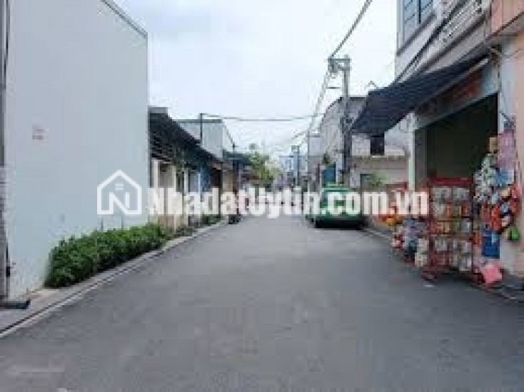 Bán lô đất quốc lộ 21-Khu Công Nghệ Cao-Hòa Lạc-DT 100m2.MT 6m.Full thổ cư-Giá đầu tư chỉ 2tỷ9