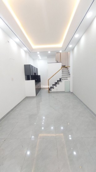 NHÀ ĐẸP HẺM XE HƠI RẠCH ÂU DƯƠNG LÂN – Q8 – 3.3/3.9M x10M – 3 TẦNG – GIÁ 6.8 TỶ