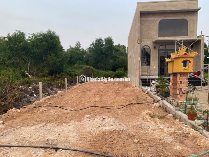 CHỈ 360TR 144M2 - ĐẤT CHÍNH CHỦ - HXH THÔN VIỄN TRÌNH - GẦN CẦU VƯỢT PHÁ. LH:0944470158.