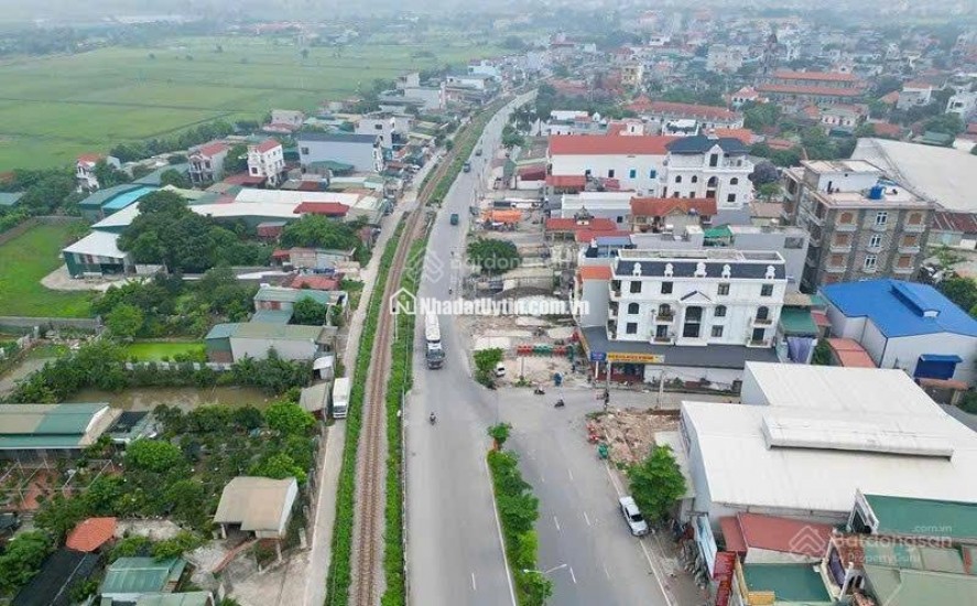 MẢNH ĐẤT KINH DOANH ĐẮC ĐỊA BẬC NHẤT QL21A Hoà Lạc