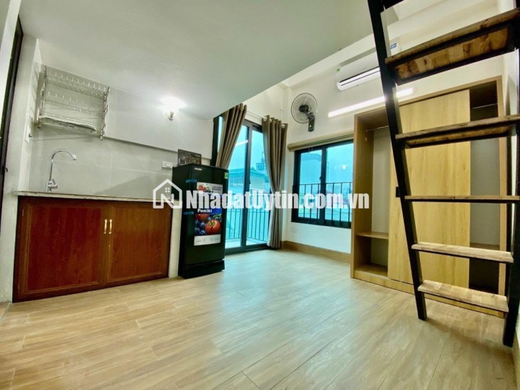 CẦN BÁN CCMN LA THÀNH - 104 M2 - 7 TẦNG - MT 8- GIÁ 27.5 TỶ