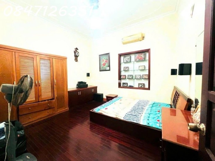 Nhà đẹp phố Cầu Giấy 54m 4T, MT 6.5m, Dân xây cực chắc, 13.9 tỷ