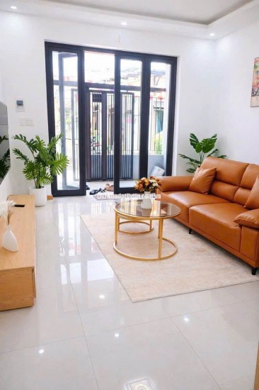 NHÀ TRUNG TÂM HÒA CƯỜNG – Sát Quảng trường 29/3 – Vào  ở luôn