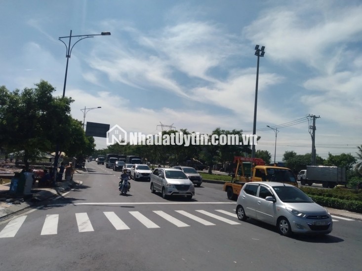 NHÀ 2 TẦNG 40M² - NGAY TL10 - TRẦN VĂN GIÀU -  HƠN 2T.Ỷ - SỔ RIÊNG - KO QUY HOẠCH.