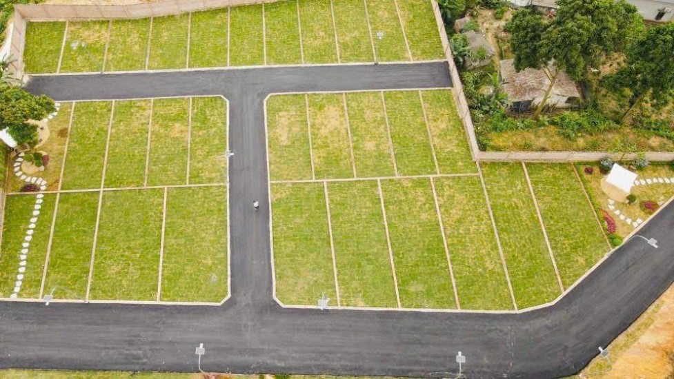 Chỉ Hơn 300Tr-Sở Hữu Đất Ở Ngay Full Thổ Cư- Sổ Đỏ Riêng Rõ Ràng