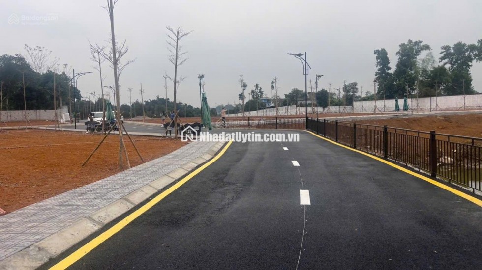 Siêu hiếm lô góc 2 mặt tiền view hồ Đồng Trạng gần ĐHQG, DT 102,5m2 full thổ cư, sẵn sổ