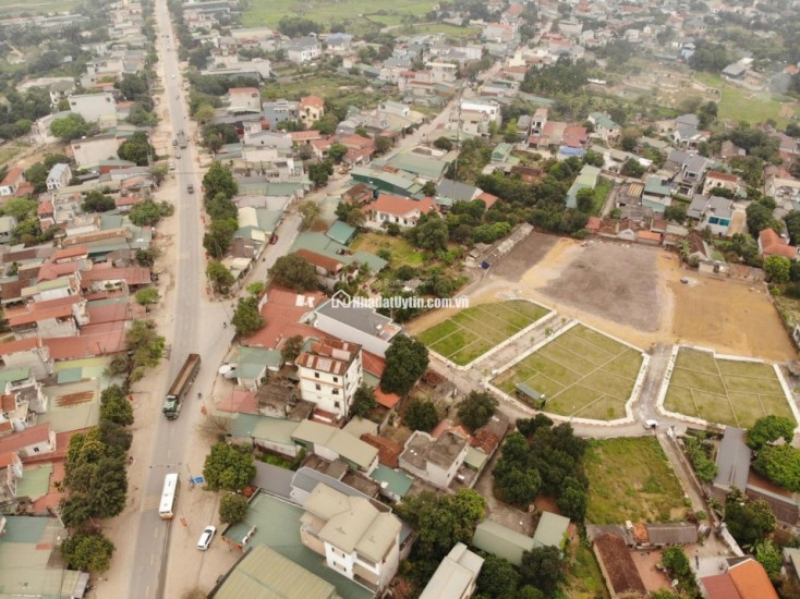 Chính chủ cần bán lô ngoại giao - trục chính rộng 10m - gần đại học QGHN, CNC - sẵn sổ, full thổ cư