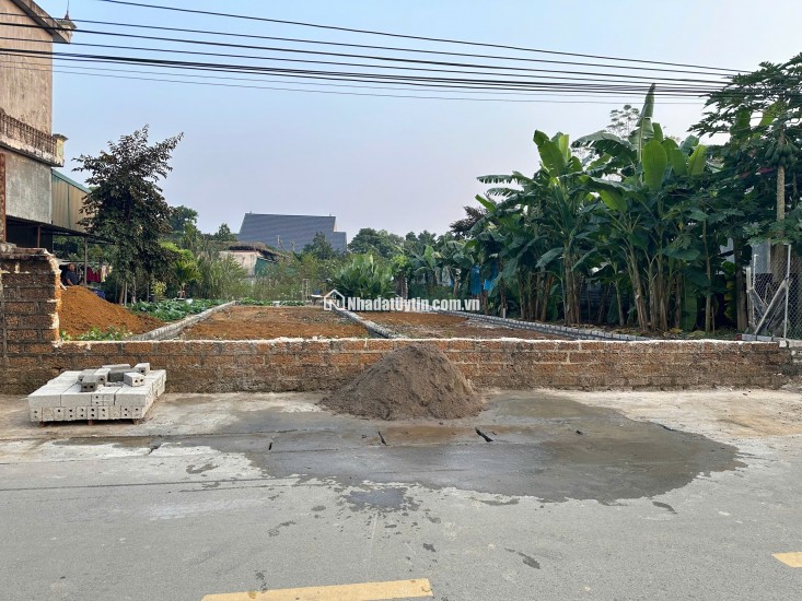 BÁN NHANH LÔ ĐẤT 100M2 SÁT NGÃ TƯ LỤC QUÂN - CÁCH QL21 CHỈ 150M