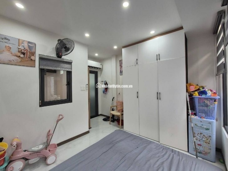 3 TẦNG - AN NINH - HẺM 4M - CHỈ HƠN 4 TỶ- P. VƯỜN LÀI