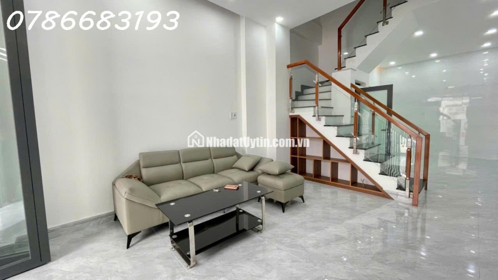 BÁN NHÀ HẺM THÔNG 5M ĐẶNG CHẤT GIÁP QUẬN 1, 5,  4PN - 3 TẦNG SỔ RIÊNG GIÁ 7.99 TỶ