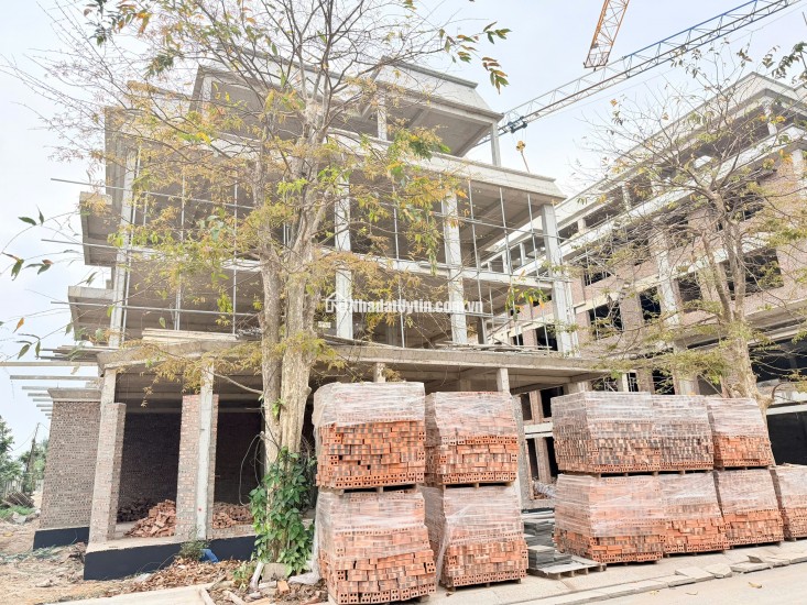 BÁN SIÊU PHẨM LIỀN KỀ  GREEN LITTLE TOWN 100M 5 TẦNG NHỈNH 17 TỶ