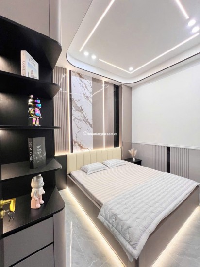 Nhà mới hiện đại 2 tầng, diện tích lý tưởng tại trung tâm P.Chánh Hiệp (Bình Dương)