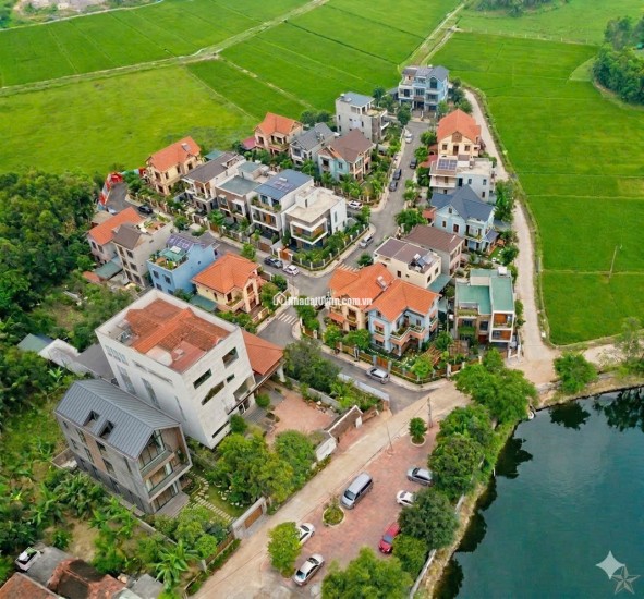 Lô đất 120.1m2 full thổ tại Đồng Trạng, Hòa Lạc mặt tiền 9,25m. Đường thông ôtô tránh. Chỉ 31tr/m2.LH 0989.55.66.44