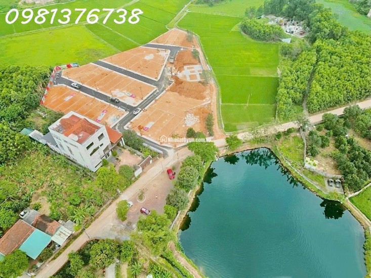 Lãi suất ngân hàng giảm, NĐT săn đất Hòa Lạc. CC bán lô đất 100m2, full thổ cư. LH 0981376738