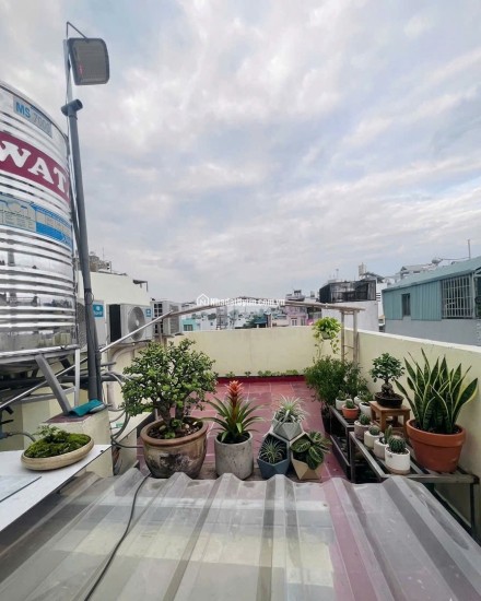 NHÀ LẠC LONG QUÂN - 4 TẦNG - 3 TỶ HƠN - 4 PN, 4WC - ĐẦM SEN 300M - Q11