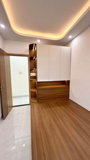 CĂN GÓC THOÁNG----HẺM RỘNG ---- FULL NỘI THẤT ---- CHỈ 4 TỶ NHỈNH