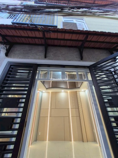 NHÀ ĐẸP QUẬN 4_4 TÀNG ĐÚC_30M2_KO QH_4 TỶ NHỈNH