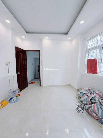 NHÀ ĐẸP QUẬN 4_4 TÀNG ĐÚC_30M2_KO QH_4 TỶ NHỈNH