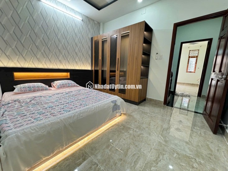 BÁN NHÀ KHU DÂN CƯ VẠN XUÂN – TX24, QUẬN 12. DT 4X13 SHR CHỈ 5.49 TỶ. LH:0975547200.