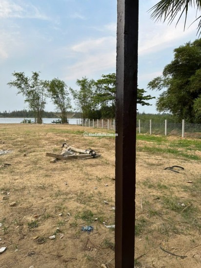 BÁN ĐẤT MẶT TIỀN NGUYỄN TRI PHƯƠNG – SÁT SÔNG THU – HỘI AN. LH:0903597565