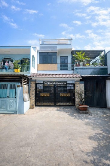 BÁN NHÀ 1074/22/1B ĐƯỜNG TỈNH LỘ 10 (THÔNG VỚI HẺM 111 LÊ ĐÌNH CẨN). LH:0933534006.