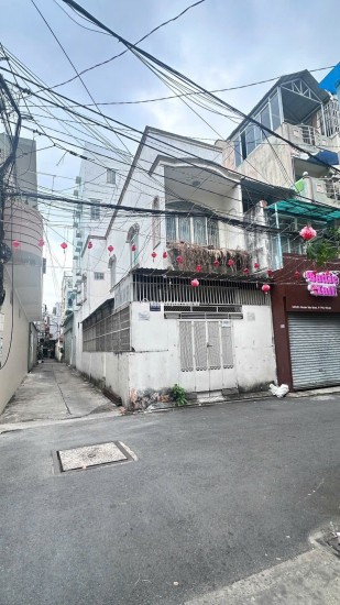 BÁN NHÀ HXH GÓC 2 MT 533/31 HUỲNH VĂN BÁNH PHÚ NHUẬN DT 68M2. LH:0937133343.