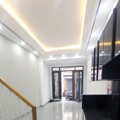 NHÀ ĐẸP HẺM XE HƠI RẠCH ÂU DƯƠNG LÂN – Q8 – 3.3/3.9M x10M – 3 TẦNG – GIÁ 6.8 TỶ