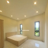 Nhà Phố Đối Diện Vạn Phúc