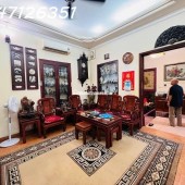 Nhà đẹp phố Cầu Giấy 54m 4T, MT 6.5m, Dân xây cực chắc, 13.9 tỷ