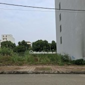 Bán lô đất 100m2 ngay ngã tư quốc lộ 21 đại lộ thăng long, cạnh ĐH Quốc Gia, khu CN Cao Hòa Lạc