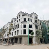 BÁN SIÊU PHẨM LIỀN KỀ  GREEN LITTLE TOWN 100M 5 TẦNG NHỈNH 17 TỶ