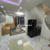 NHÀ ĐẸP QUẬN 4_4 TÀNG ĐÚC_30M2_KO QH_4 TỶ NHỈNH