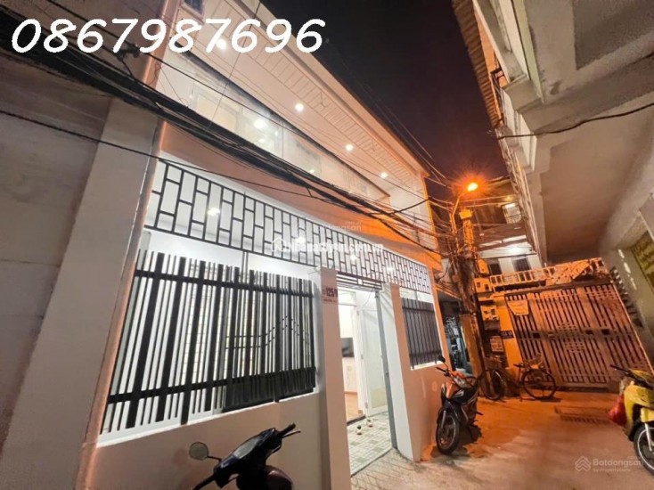 Nhà 1 trệt 1 lầu hẻm 3m cách chợ Phương Sài 50m .