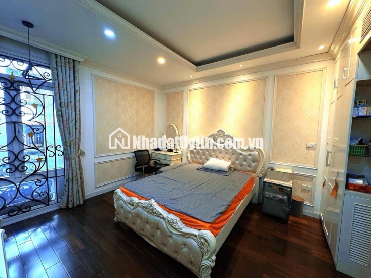 HOT LÁNG HẠ – 7 TẦNG THANG MÁY – 19 PHÒNG DÒNG TIỀN