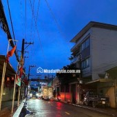 + MỚI NHÀ VƯỜN LÀI QUẬN 12
+ Dt : 4.6m x 37m 172m2
+ Kc : 2 tầng 4 Pn 3vs
+ Giá : 11.8 Tỷ