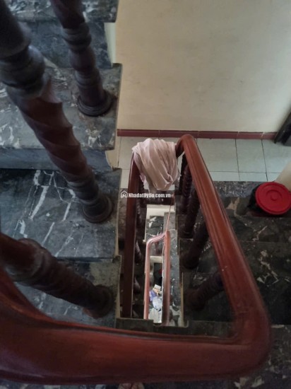 BÁN NHÀ MẶT TIỀN ĐƯỜNG QL1A, DT 43M2 SĐCC 4,5TỶ. LH:0396631136 – 0386663369.