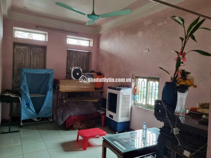 BÁN NHÀ MẶT TIỀN ĐƯỜNG QL1A, DT 43M2 SĐCC 4,5TỶ. LH:0396631136 – 0386663369.