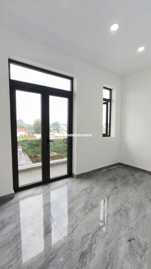 CHỈ VỚI 2TỶ1 SỞ HỮU NGAY CĂN NHÀ 1 TRỆT 1 LẦU, SỔ HỒNG RIÊNG NGAY TRUNG TÂM THỦ DẦU MỘT