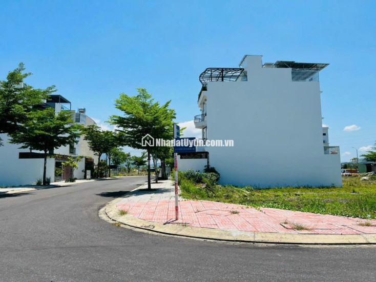 Cần bán gấp lô đất 70m2, Phước Hòa, sổ sẵn, hỗ trợ bank