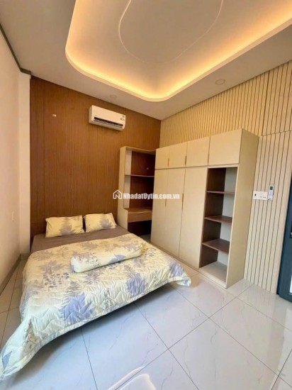  BÁN NHÀ ĐẸP 1 TRỆT 1 LẦU SỔ HOÀN CÔNG, SÂN XE HƠI RỘNG THOÁNG – THỦ DẦU MỘT