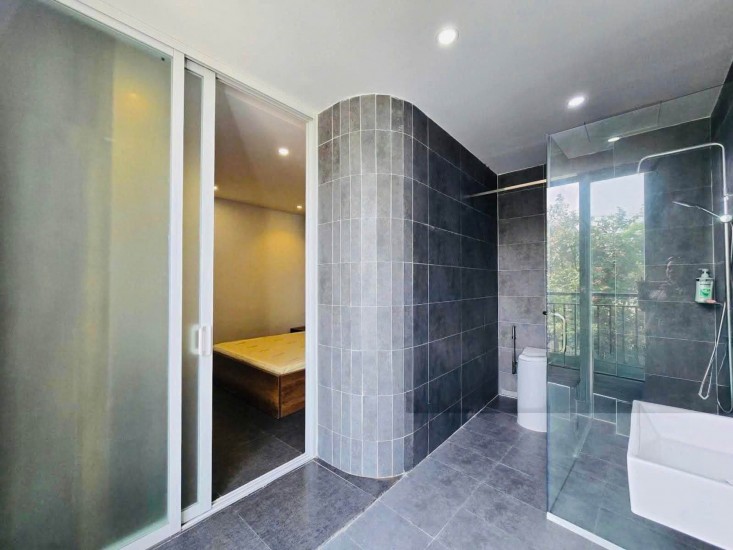 BÁN NHÀ ĐẸP TẠI VỊ TRÍ CỰC HOT TẠI LIÊN CHIỂU DIỆN TÍCH SỬ DỤNG HƠN 180m2 GIÁ CHỈ 4 TỶ HƠN 