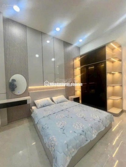 Bán Gấp Nhà 1 Trệt 1 Lầu, 120m², Sân Ô Tô Rộng, Cách UBND Tương Bình Hiệp Chỉ 500m