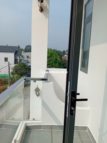 CHỈ VỚI 2TỶ1 SỞ HỮU NGAY CĂN NHÀ 1 TRỆT 1 LẦU, SỔ HỒNG RIÊNG NGAY TRUNG TÂM THỦ DẦU MỘT