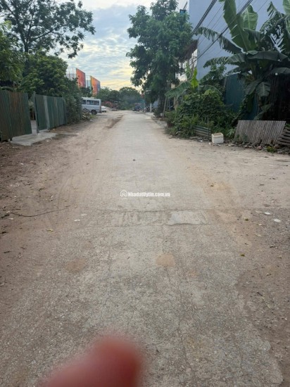 CHO THUÊ SÂN VƯỜN TẠI TÂN XUÂN, PHƯỜNG XUÂN ĐỈNH, HÀ NỘI. LH:0912172283.