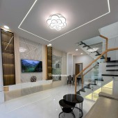 SIÊU PHẨM KẾ BÊN ĐẦM SEN, HXH CÁCH 1 CĂN RA MT – 40M2 - 6TỶ LH:0965547748.