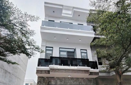 Bán nhà 3 lầu giá 1ty790, sổ hồng riêng, khu nhà phố sang trọng