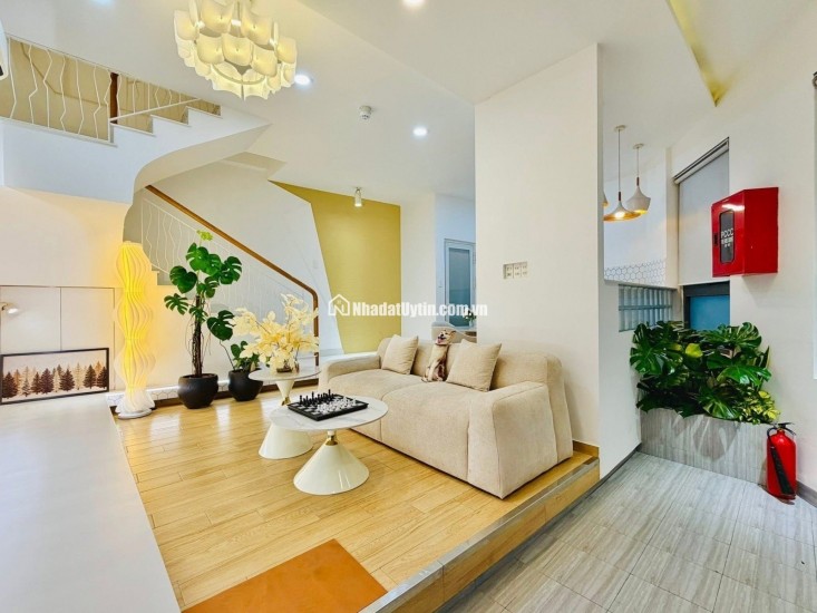 NHÀ ĐẸP GÒ VẤP - SÁT ĐẠI HỌC CÔNG NGHIỆP