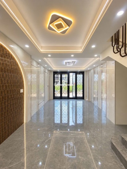 NHÀ ĐẸP BÌNH TÂN 5 TẦNG ĐẸP - HẺM XE TẢI - FULL NỘI THẤT