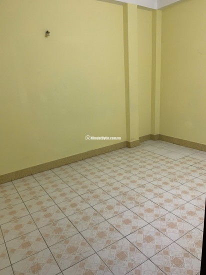 CHO THUÊ NHÀ NGUYÊN CĂN ÔNG ÍCH KHIÊM - QUẬN 11 GẦN ĐẦN SEN. LH:0918515779.